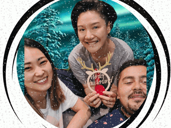 Photolab-group of winter friends