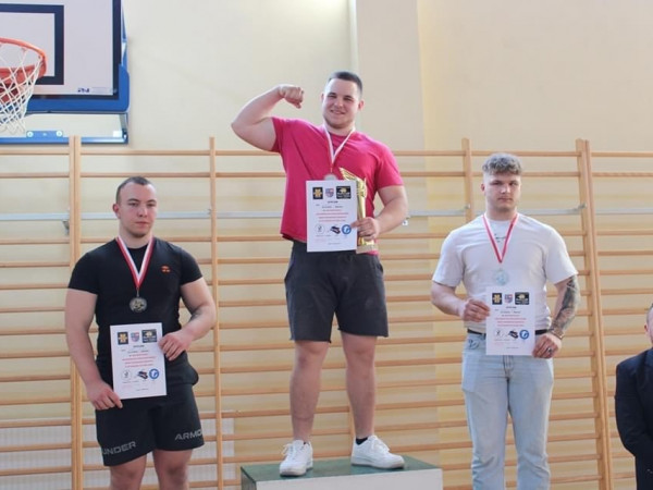 Kamil Malanowicz na 1 miejscu podium