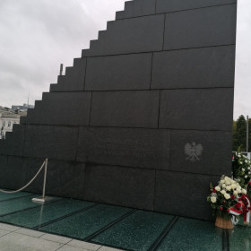 Pomnik upamiętniający ofiary katastrofy Smoleńskiej