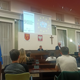 Wiceprezydent Kielc otwiera młodzieżowe obrady