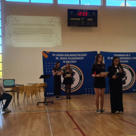 Przemawiają uczniowie Technikum nr 8