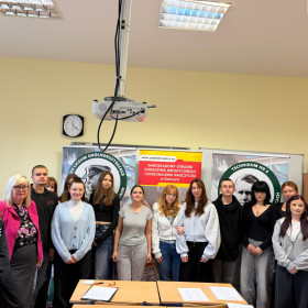 Uczniowie zwycięskich szkół