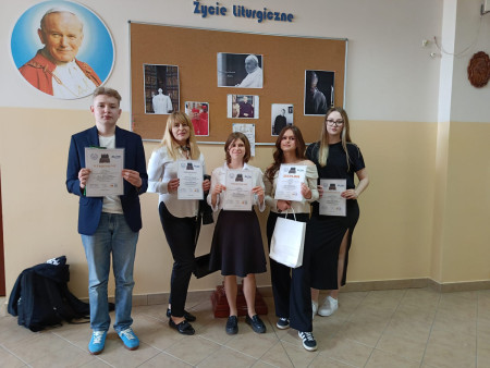 Uczniowie z VII LO nagrodzeni w finale konkursu